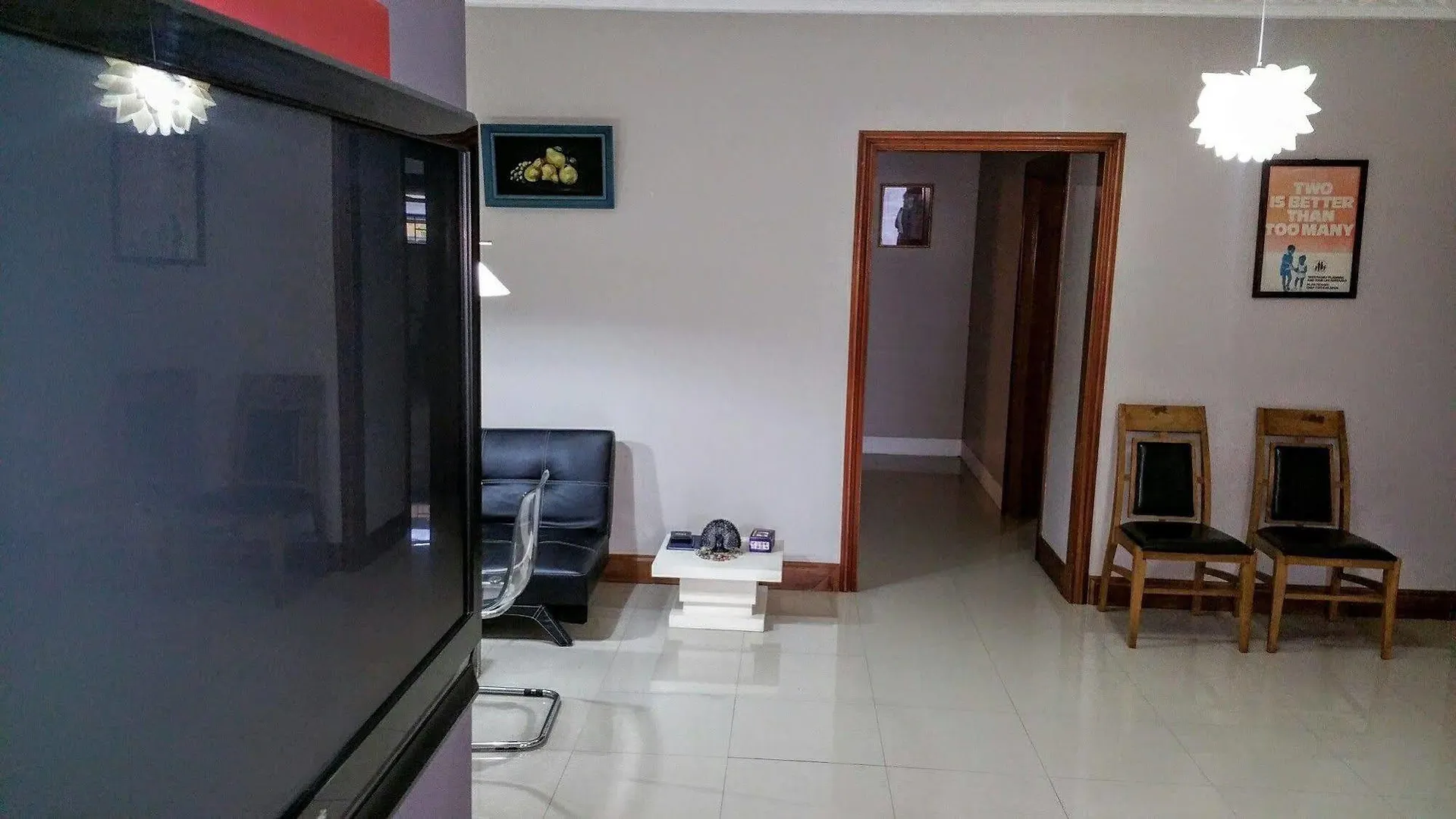 Modern London Decor Guest Apartments contacts