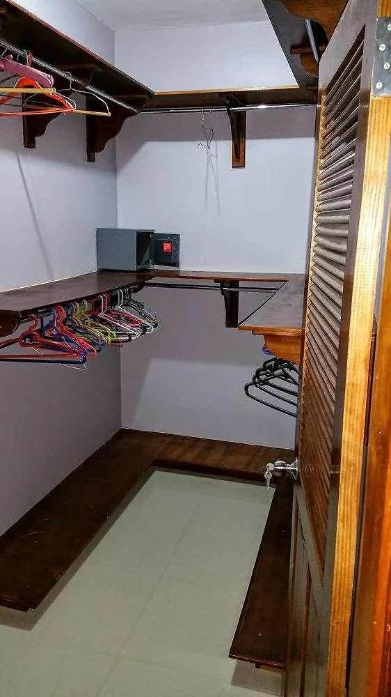 Modern London Decor Guest Apartments 킹스톤